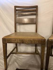 lot 20 image: Lot of 3 Vintage Chittenden & Eastman Co. Chairs