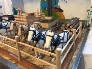 lot 10 image: Wood Carved Miniature Farm Replicas
