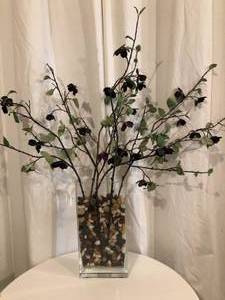 lot 34 image: Variety of Arrangements