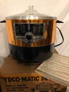 lot 93 image: Vintage Kitchen Appliances