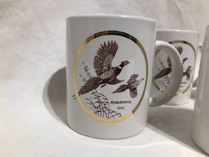 lot 118 image: Set of 6 Jerry Raedeke Mugs
