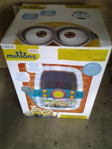 Illumination Minions Karaoke Machin...