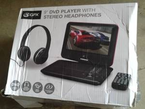 GPX 9 DVD Player wStereo Headphon...