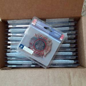 (24) Elekroplate Chrome Auto Emblem...