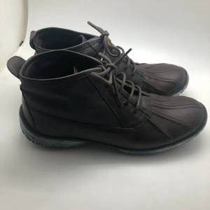 lot 2 image: Banana Republic Boots-Womens Size 10