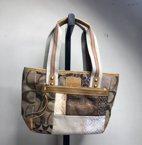 lot 37 image: Coach style patchwork bag