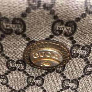 lot 62 image: Gucci Plus Crossbody Bag