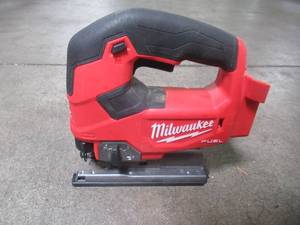 Milwaukee M18 FUEL 18-Volt Lithium-Ion Brushless Cordless Jig Saw (Tool-Only) 2737-20