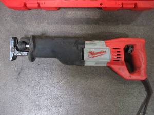 Milwaukee 12 Amp SAWZALL Reciprocating Saw with Case 6519-31