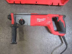 Milwaukee 1 12 in. SDS D-Handle Rotary Hammer 5262-21