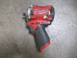 Milwaukee M12 FUEL 12-Volt Lithium-Ion Brushless Cordless Stubby 38 in. Impact Wrench (Tool-Only) 2554-20