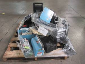 WHOLESALE MIXED PALLET OF COMMERCIAL BATTERY DIAGNOSTIC AND TESTERS