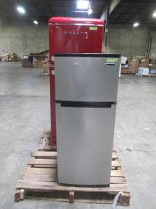 WHOLESALE MIXED PALLET OF REFRIGERATORS