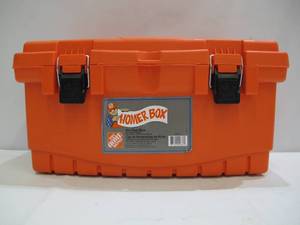 lot 916 image: Home Depot 19 in. Plastic Portable Tool Box with Metal Latches and Removable Tool Tray