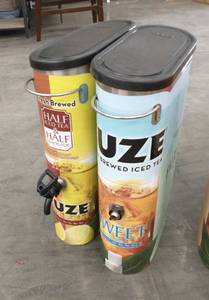 lot 2 image: 2 Bunn Iced Tea Dispensers, one needs a spigot