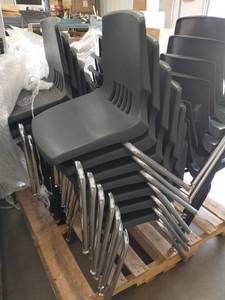 lot 25 image: Stack of 6 very nice condition kids chairs