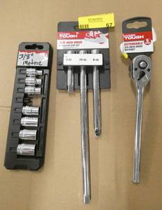 lot 67 image: 38 drive Ratchet, extension bars and metric sockets