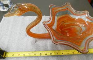 lot 98 image: Hand blown glass swan