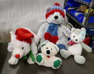 lot 102 image: Group of 4 Christmas Bears