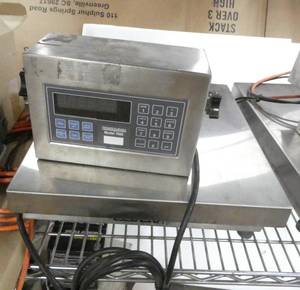 lot 155 image: Weigh scale, Pennsylvania model 7600 displaycontrol connected to a 50 lb scale, works