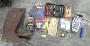lot 166 image: Pair of boots size 12, gloves, tools, wireless thermometer and glue