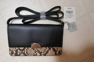 lot 208 image: 2 New wallets with cross-strap - one black and one tan