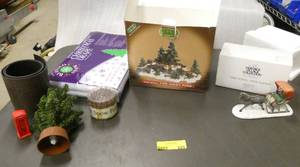 lot 225 image: Christmas dcor, Lemax pond with geese, Dept 56 horse and sleigh, snow fence, brick road, snow fence etc