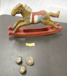 lot 229 image: 3 Vintage horse bridle rosettes in poor condition and a paper mache horse