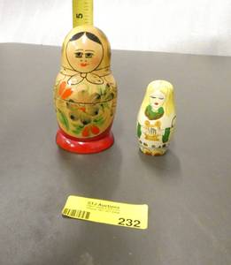 lot 232 image: 2 Nesting dolls