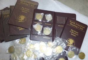 lot 187 image: 500 Whitetail Deer coins and 240 coin folders