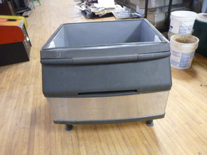 Manitowoc Ice Bin