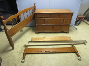 BASSETT FURNITURE SOLID WOOD DRESSER, FULLDOUBLE BED