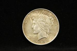 lot 12 image: 1922-P Peace Silver Dollar Coin
