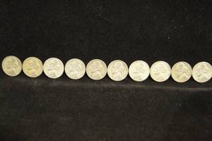 lot 27 image: 10 US Wartime Silver Nickels