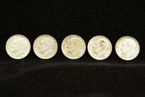 lot 26 image: 5 Silver Roosevelt Dime Coins