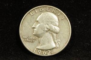lot 19 image: 1962-D Washington Silver Quarter Coin
