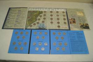 lot 34 image: 2 US Statehood Quarter Folders with Coins