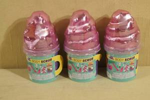 lot 85 image: 3 For You Body Scrub Kits