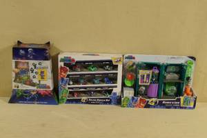 lot 82 image: 3 PJ Masks Toy Sets