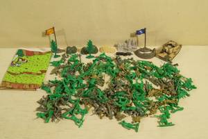 lot 95 image: Plastic Toy Soldiers - Some DisneyPixar