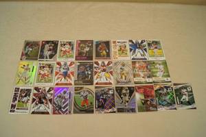 lot 123 image: Football Card Inserts - Refractors, Rookies, Mond
