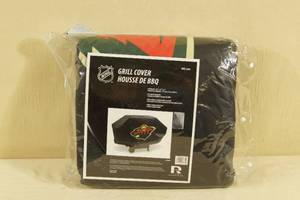 lot 148 image: Minnesota Wild Grill Cover