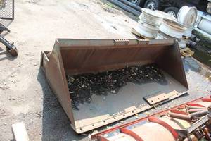 lot 163 image: Bucket Attachment