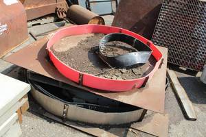 lot 190 image: Lot of (2) Concrete Forms