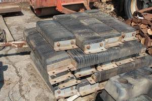 lot 191 image: Lot of (24) Rubber Dock Bumper with Steel Mounting Plate