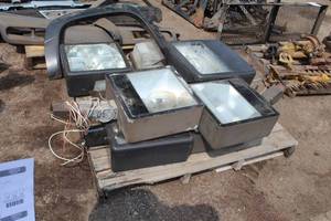 lot 205 image: Lot of (4) Commercial Light Fixtures