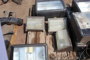 lot 214 image: Lot of (7) Commercial Light Fixtures