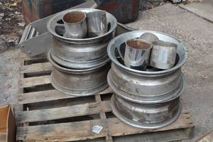 lot 217 image: Lot of (4) 8-Lug Rims 8Wx17D