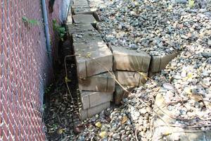 lot 238 image: Lot of (2 Pallets) Landscape Pavers