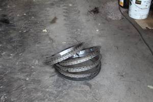 lot 256 image: Lot of (5) Chrome Wheel Trim Rings